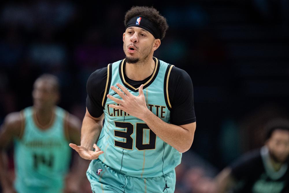 丝窥探偶像 丝窥探偶像