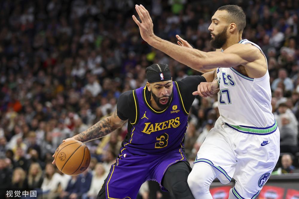 的表现让人 的表现让人